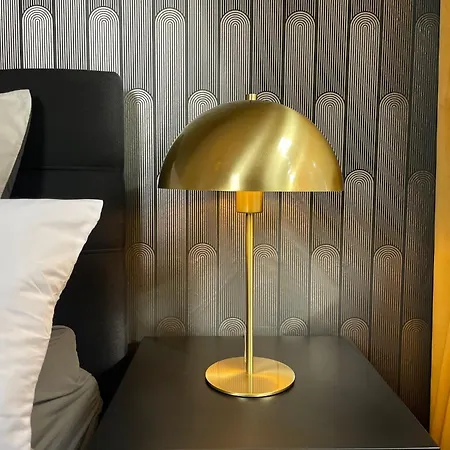 Art Deco Design Apartment, 65 Zoll Tv, Waschtrockner, Lage, Am Markt *