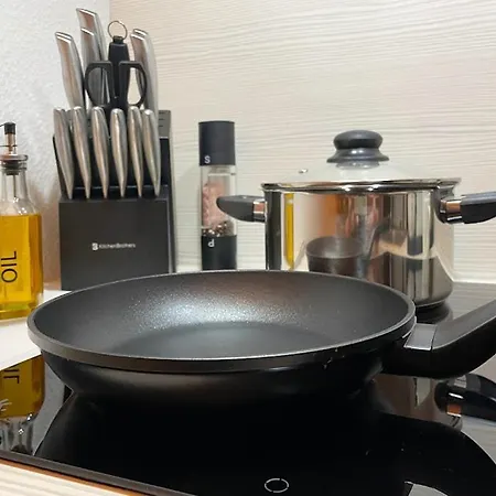 Art Deco Design Apartment, 65 Zoll Tv, Waschtrockner, Lage, Am Markt Appartamento *