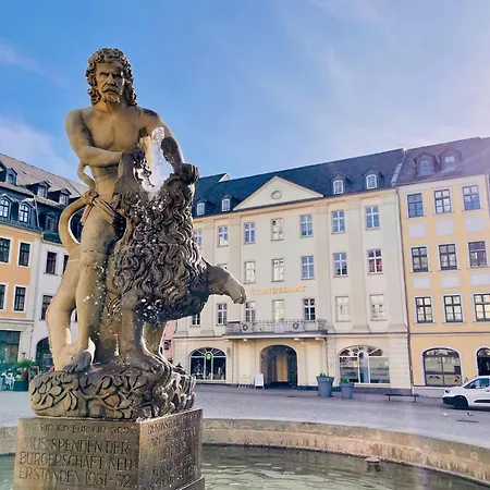 Art Deco Design Apartment, 65 Zoll Tv, Waschtrockner, Lage, Am Markt Appartamento Gera