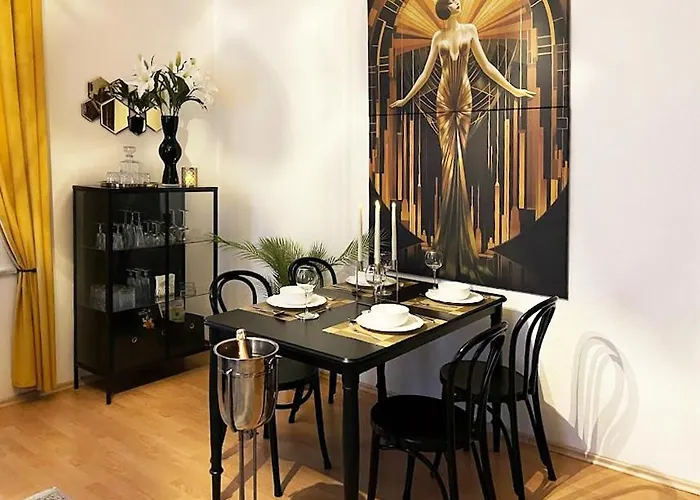 Apartment Art Deco Design Apartment, 65 Zoll Tv, Waschtrockner, Lage, Am Markt Gera