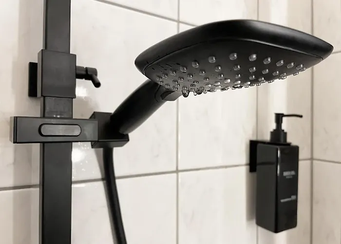 Art Deco Design Apartment, 65 Zoll Tv, Waschtrockner, Lage, Am Markt Apartment Gera