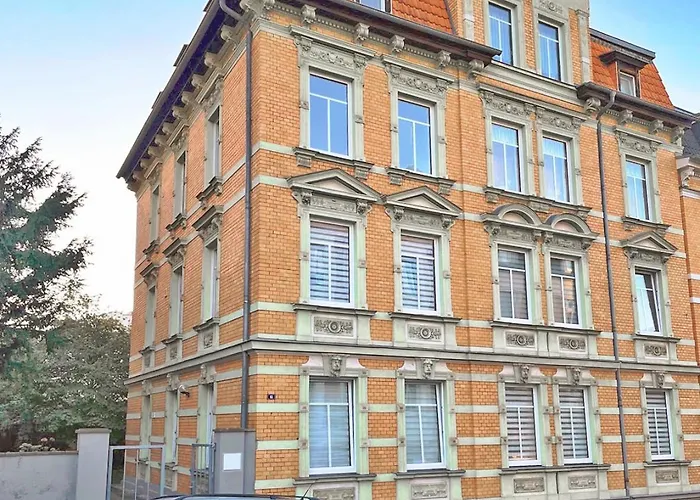 Art Deco Design Apartment, 65 Zoll Tv, Waschtrockner, Lage, Am Markt Gera