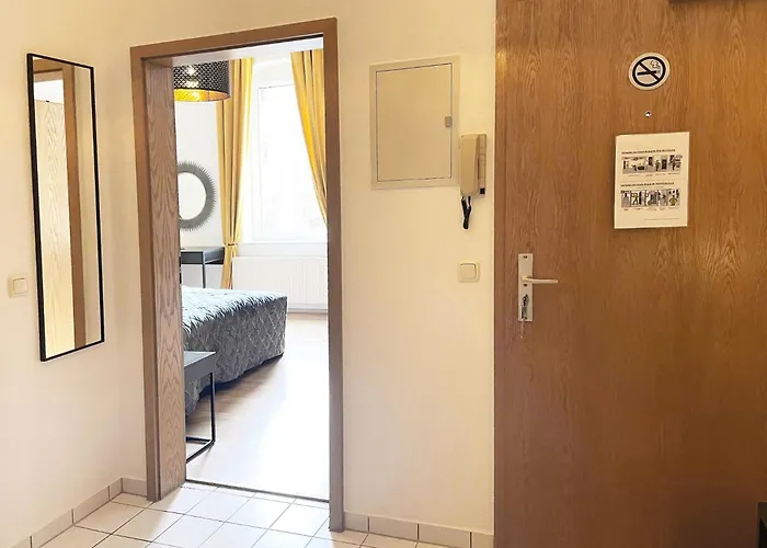 Art Deco Design Apartment, 65 Zoll Tv, Waschtrockner, Lage, Am Markt Apartment *