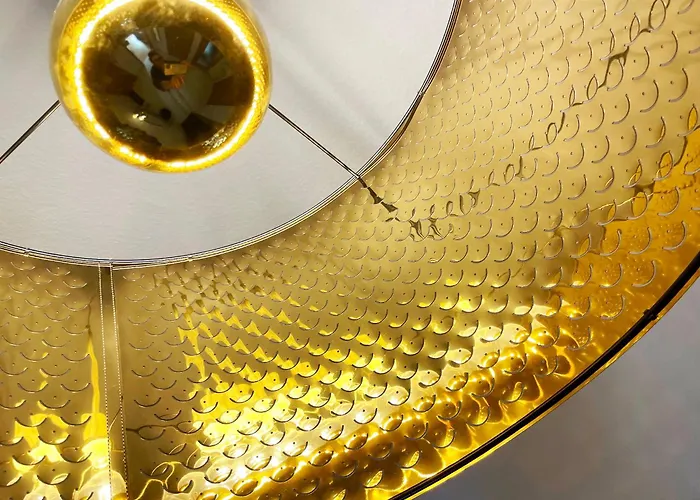 Art Deco Design Apartment, 65 Zoll Tv, Waschtrockner, Lage, Am Markt Apartment Gera