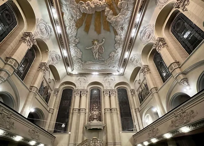 Art Deco Design Apartment, 65 Zoll Tv, Waschtrockner, Lage, Am Markt Gera